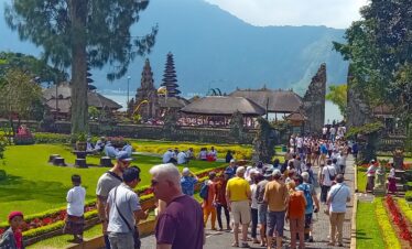 ulun danu beratan temple