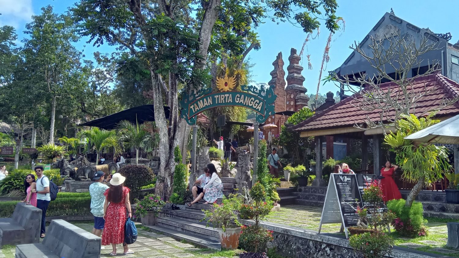 Tirta Gangga entrance