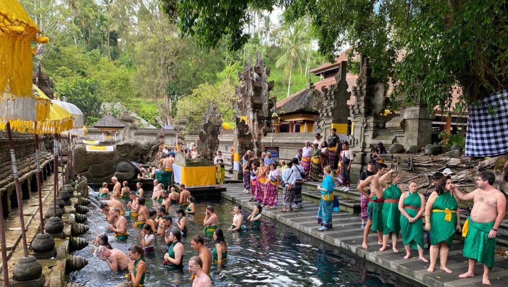 tirta empul holy water temple