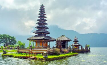 Ulun Danu Beratan temple view