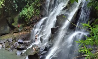 kanto lampo waterfall