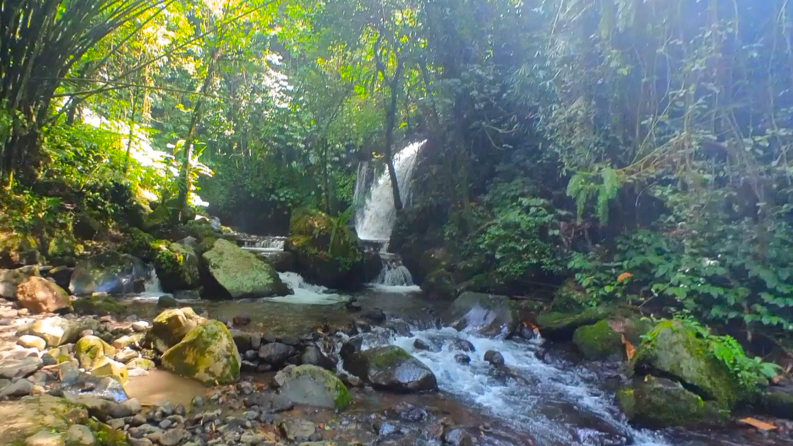 yeh hoo waterfall Bali