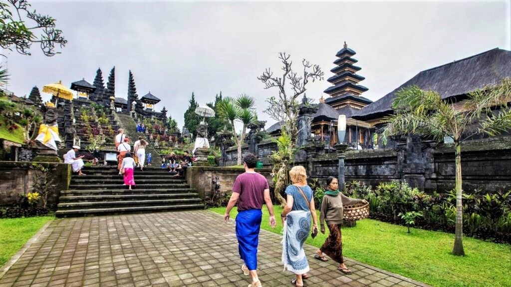 besakih mother temple