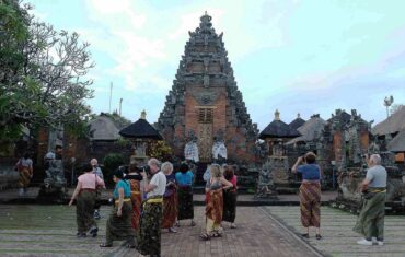 batuan temple