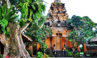 ubud royal palace
