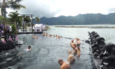 Batur hot spring